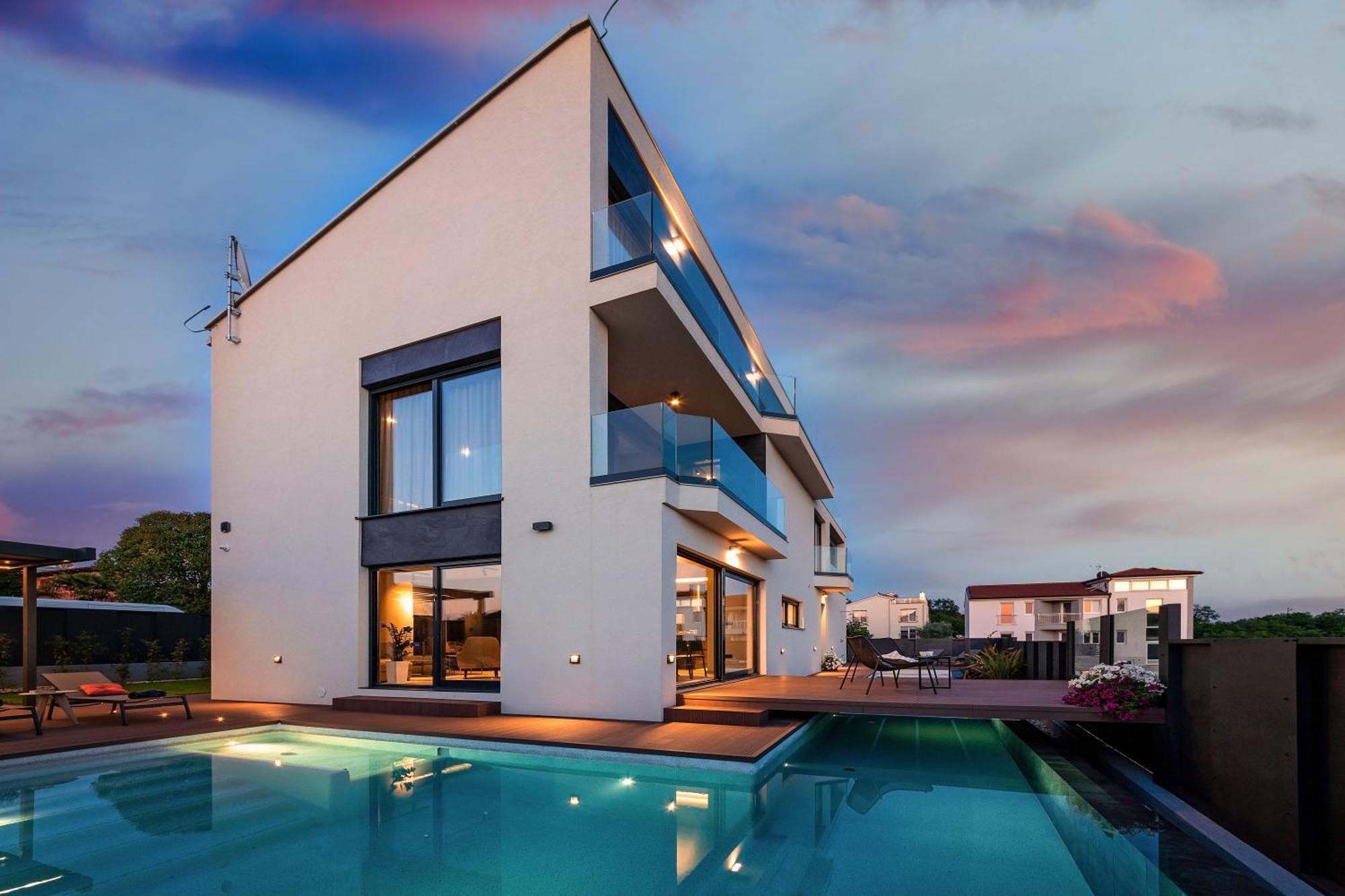 Mare Exclusive Mit Pool Und Fitnesstudio Ferienhaus *