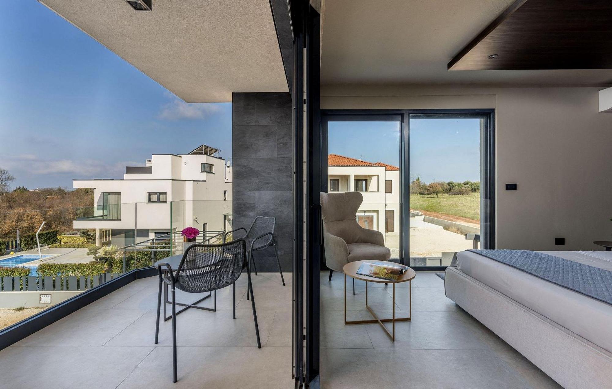 Mare Exclusive Mit Pool Und Fitnesstudio *